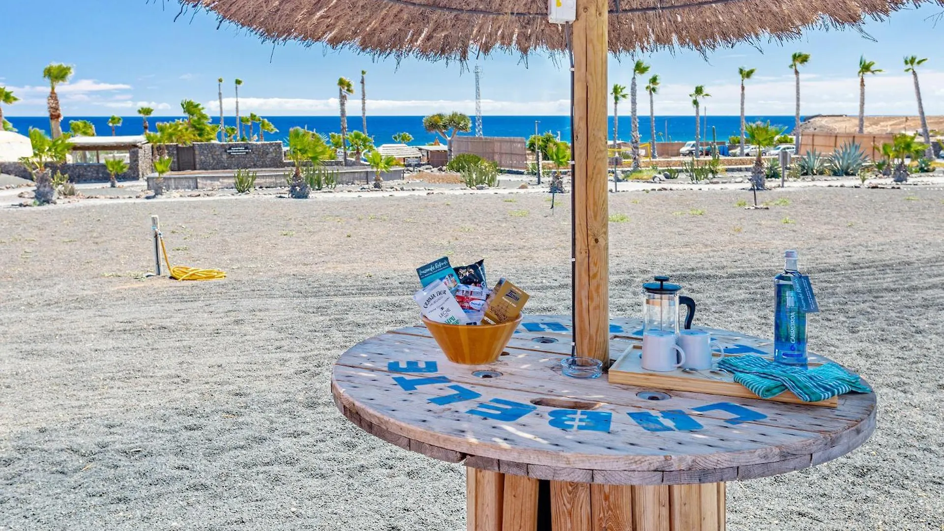Finca De Arrieta Village - Yurts And Stone Cottages - Shared Pool - Walking Distance To Arrieta Beach - Off Grid Tabayesco 0*,  إسبانيا