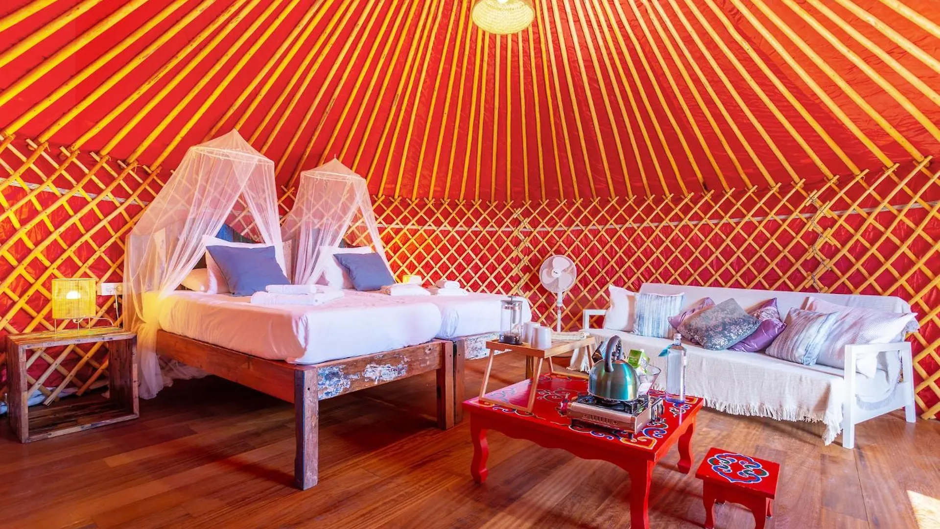 Finca De Arrieta Village - Yurts And Stone Cottages - Shared Pool - Walking Distance To Arrieta Beach - Off Grid Tabayesco Resort