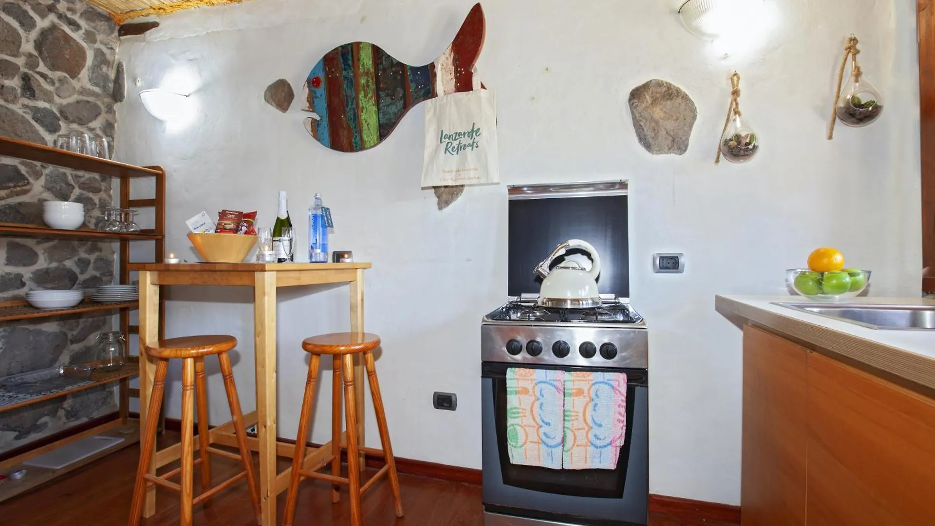 Resort Finca De Arrieta Village - Yurts And Stone Cottages - Shared Pool - Walking Distance To Arrieta Beach - Off Grid Tabayesco