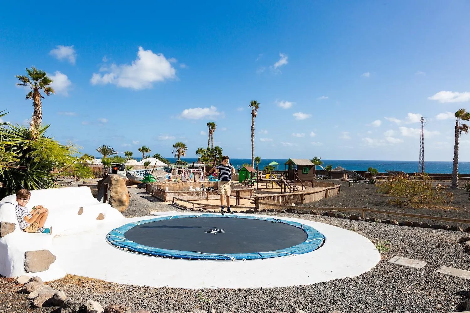 Resort Finca De Arrieta Village - Yurts And Stone Cottages - Shared Pool - Walking Distance To Arrieta Beach - Off Grid Tabayesco