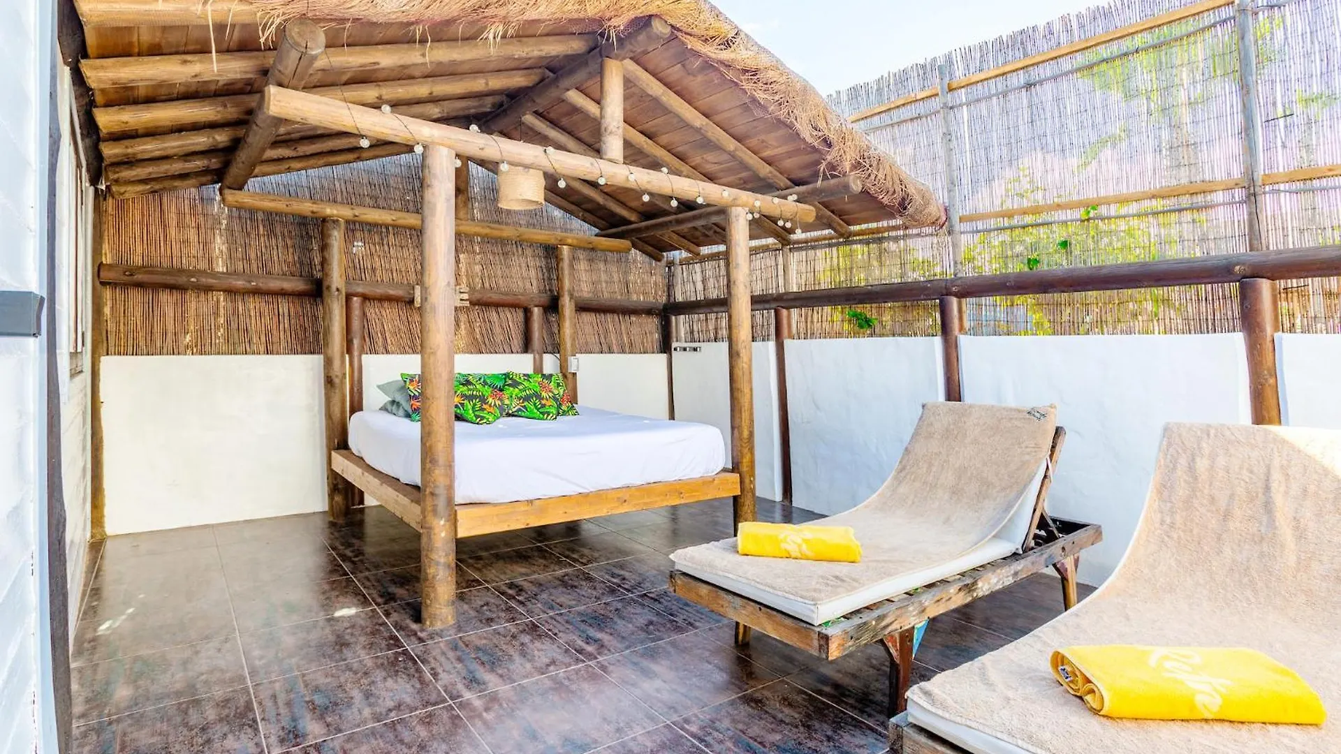 Resort Finca De Arrieta Village - Yurts And Stone Cottages - Shared Pool - Walking Distance To Arrieta Beach - Off Grid Tabayesco
