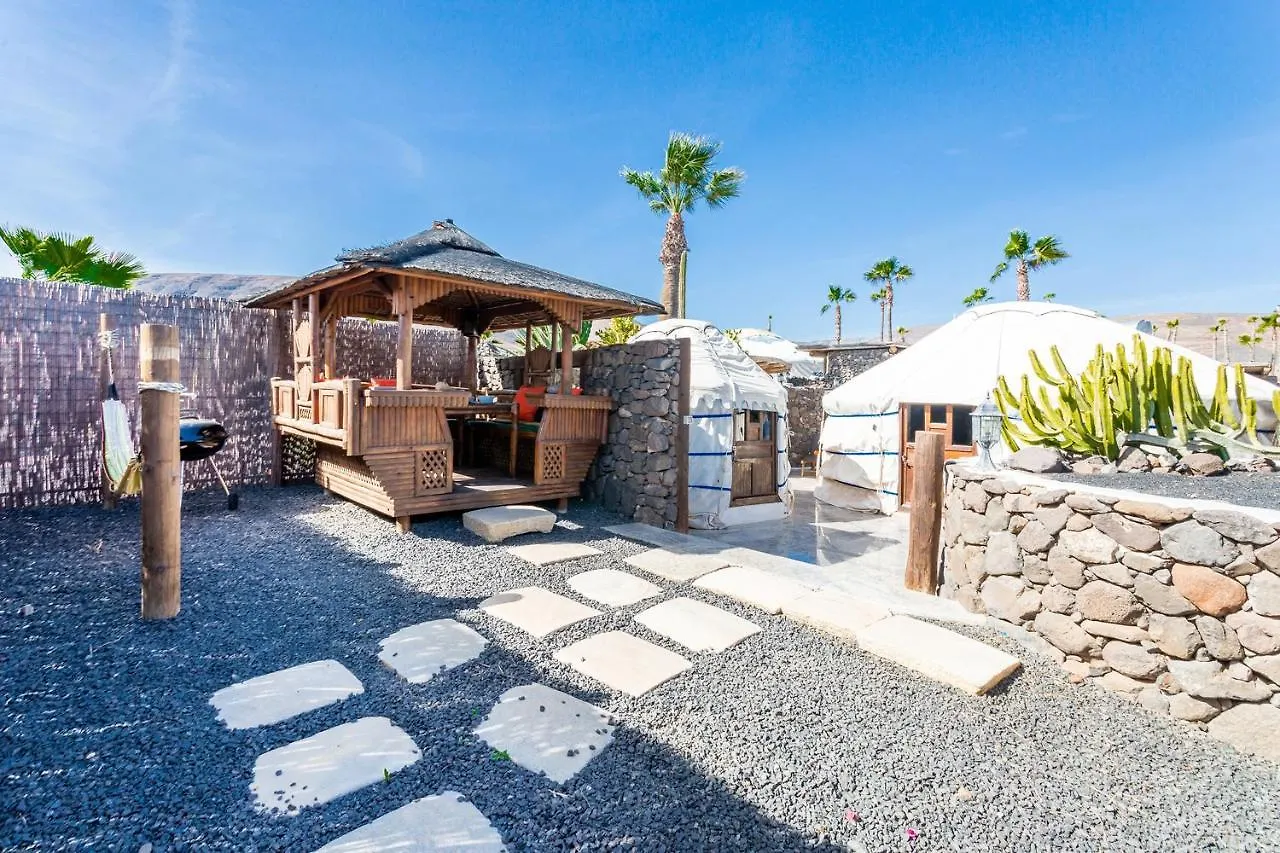 Finca De Arrieta Village - Yurts And Stone Cottages - Shared Pool - Walking Distance To Arrieta Beach - Off Grid Tabayesco Resort